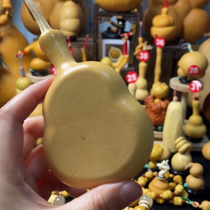 茶***）葫芦没想到你的脸那么漂亮