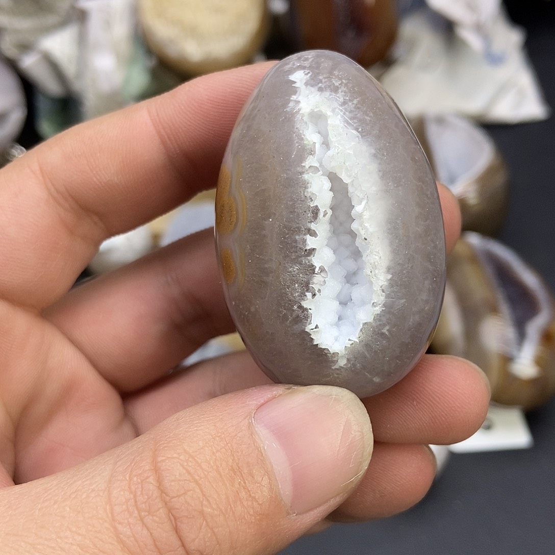 玛瑙/玉髓未镶嵌珠宝奇石