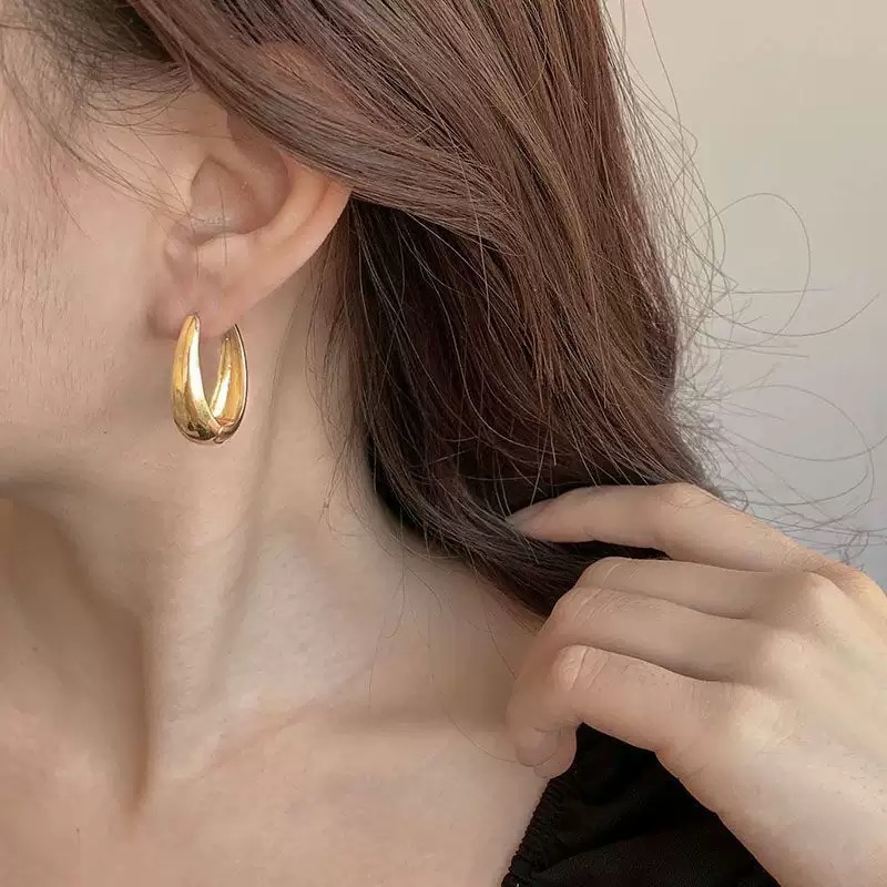 合金耳饰 光面金属U型耳环椭圆耳圈复古欧美感女式优雅高级感耳饰