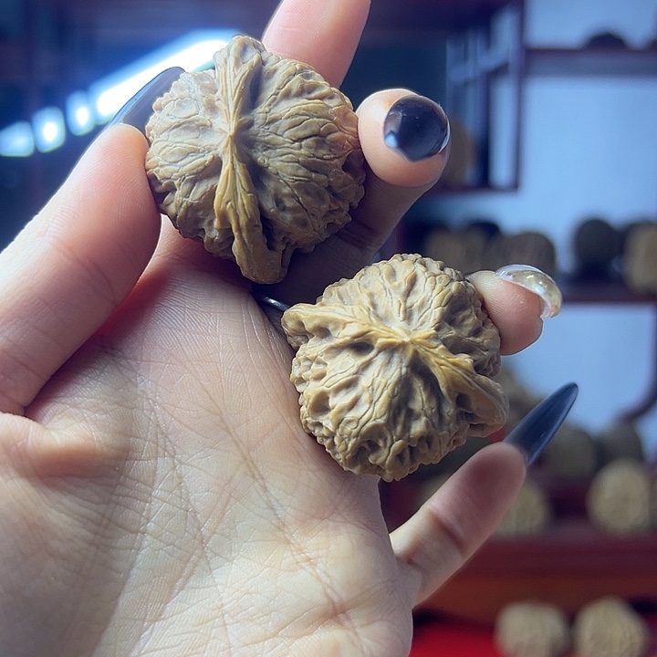 无***队吊坠文玩核桃宫灯