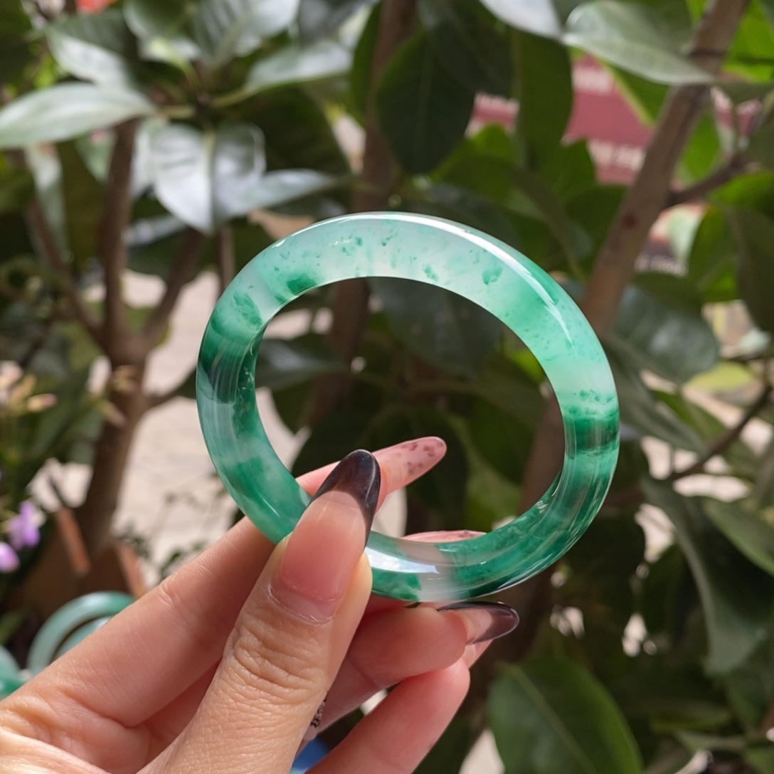 合金手镯石英岩玉