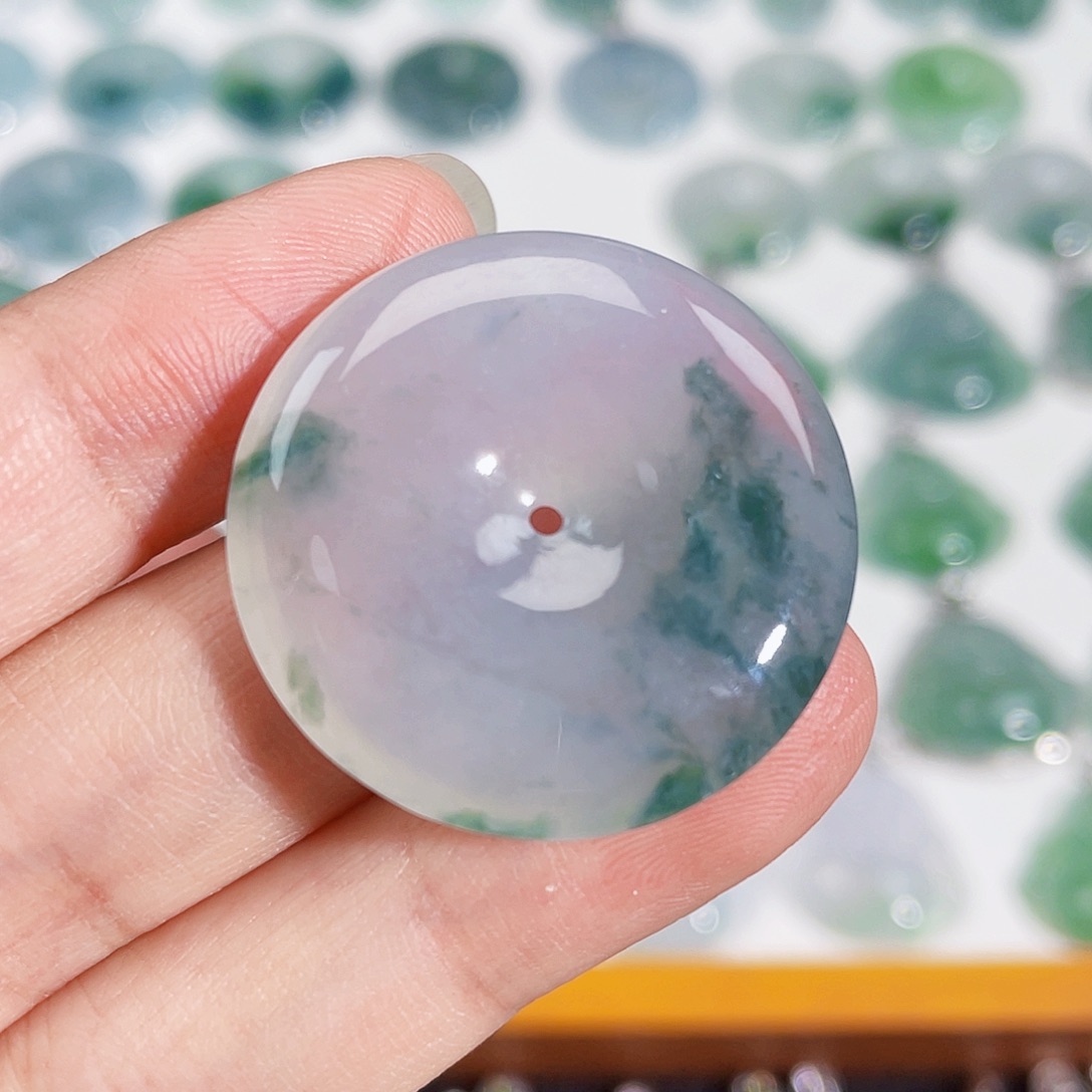 颈饰未镶嵌翡翠吊坠