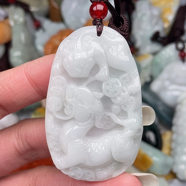 颈饰未镶嵌翡翠翡翠