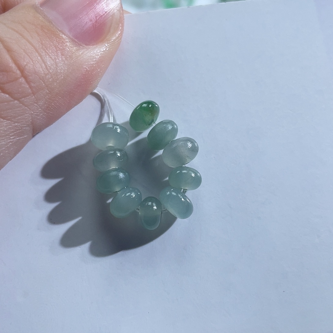 定制翡翠未镶嵌10颗