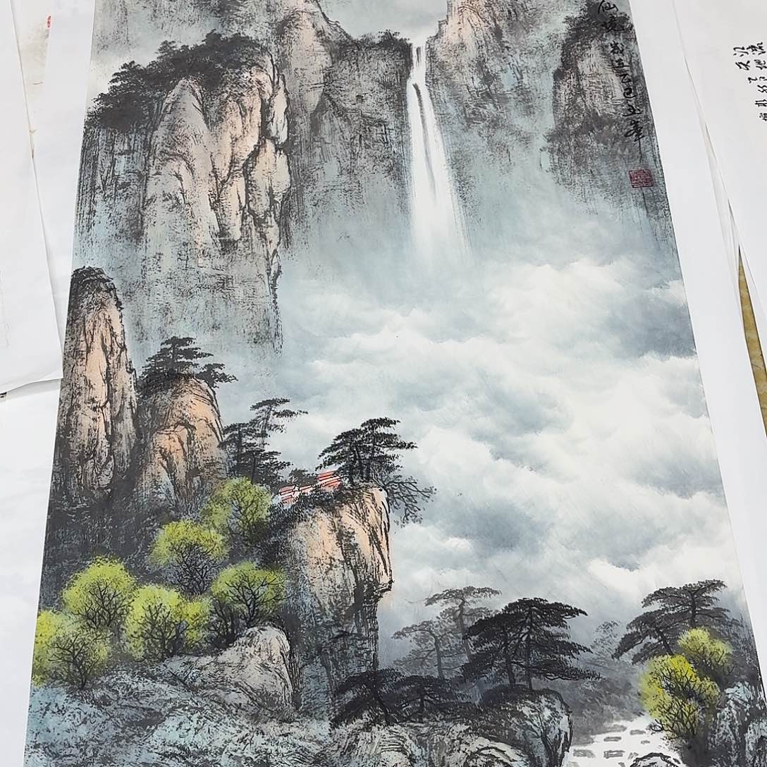 墨***池国画四尺山水一张