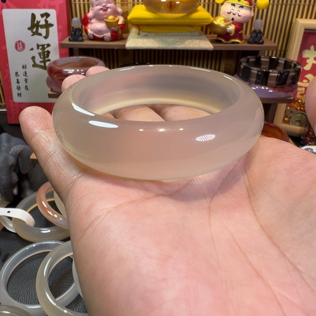 7***.玛瑙/玉髓手镯未镶嵌