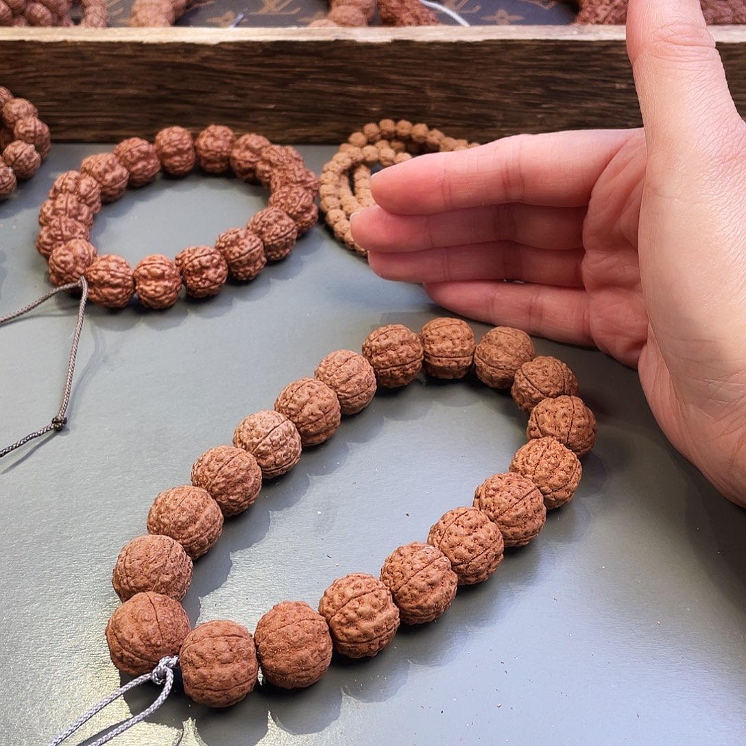 淡***、金刚菩提吊坠跳跳龙18➕手持