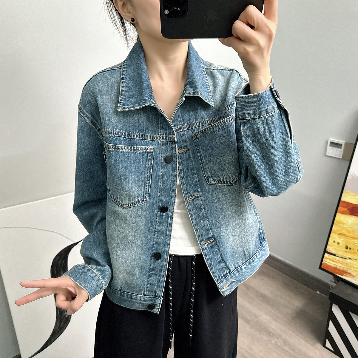 高品质女装牛仔短外套小个子高腰型春季新款宽松浅蓝色牛仔上衣