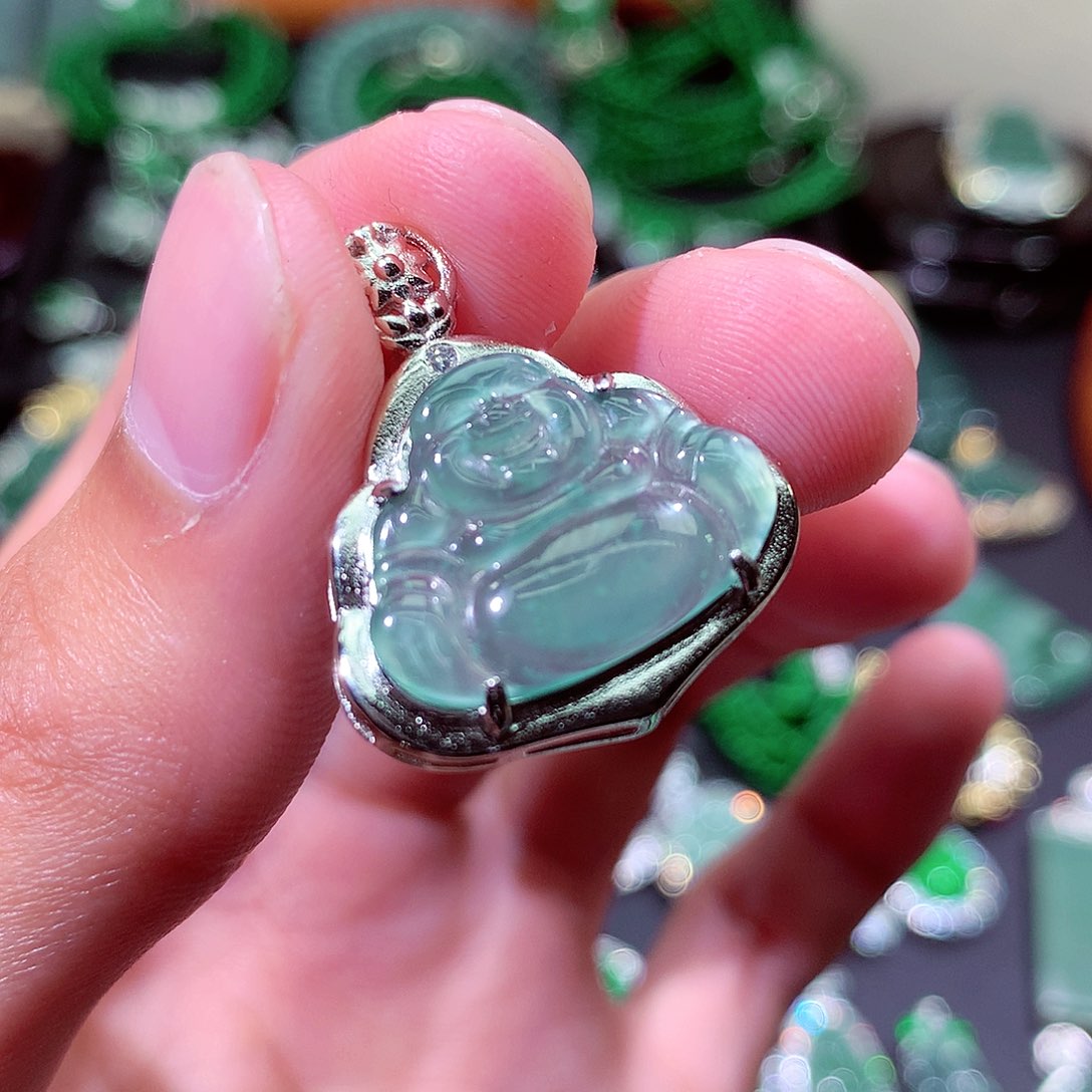 翡翠颈饰未镶嵌挂件