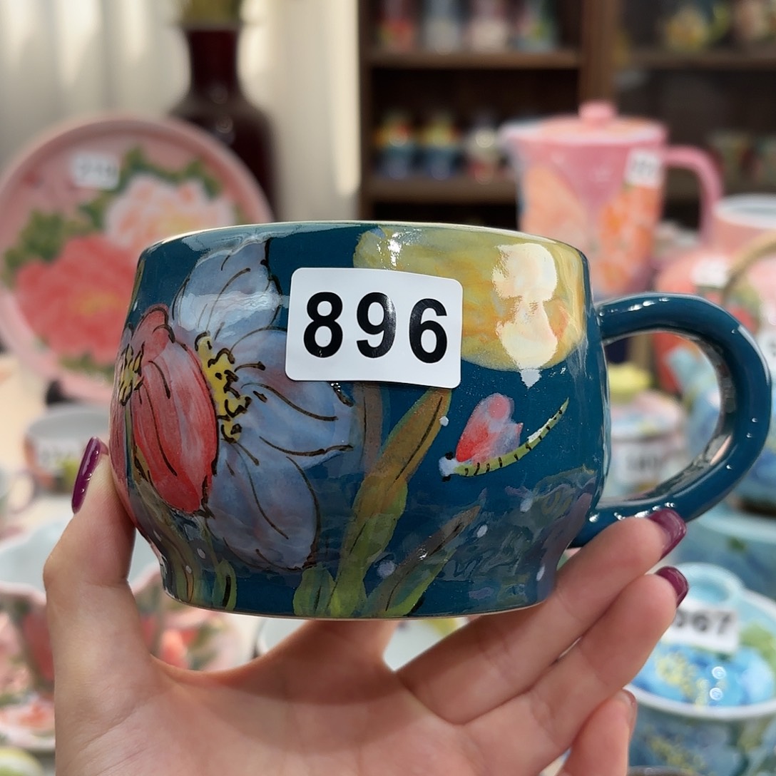 瓷片bhhhhhhhhjjjjhhhm