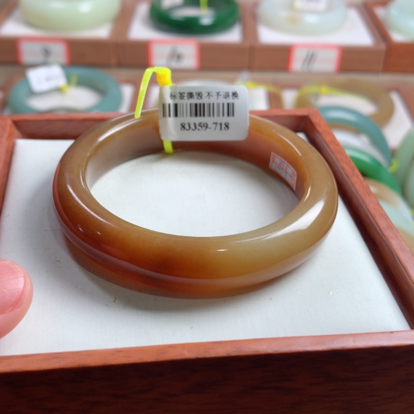 【闪购商品】和田玉手镯未镶嵌53.6
