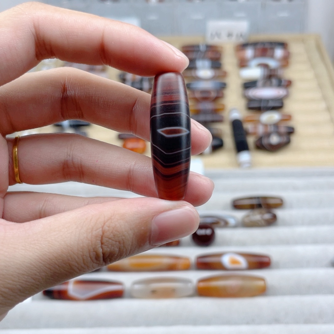 *****玛瑙/玉髓颈饰合金