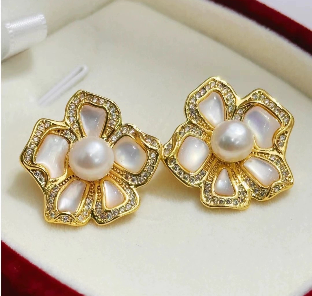 天然淡水珍珠法式简约白贝天然淡水珍珠S925银针M03