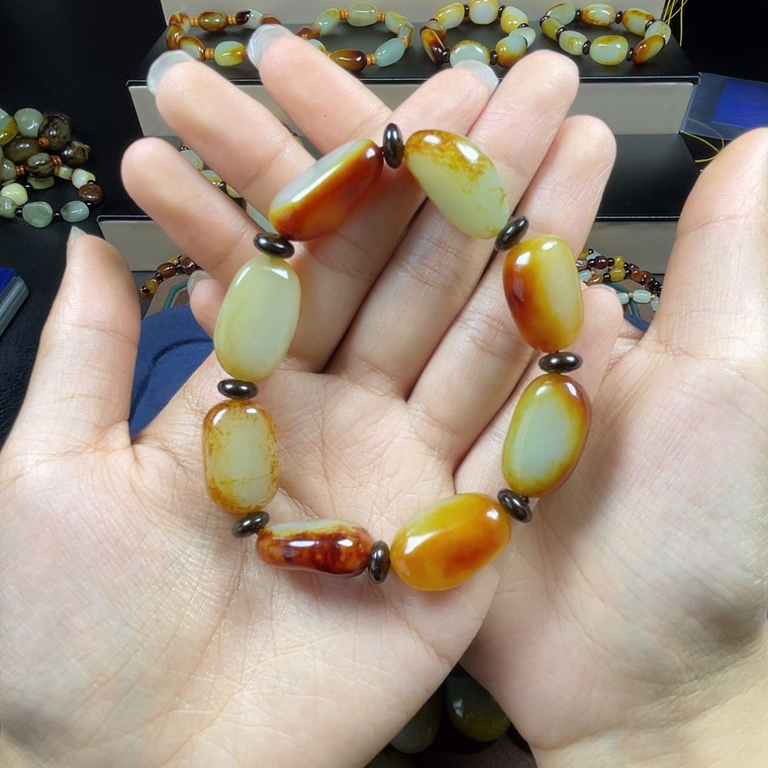 和田玉未镶嵌颈饰农****】