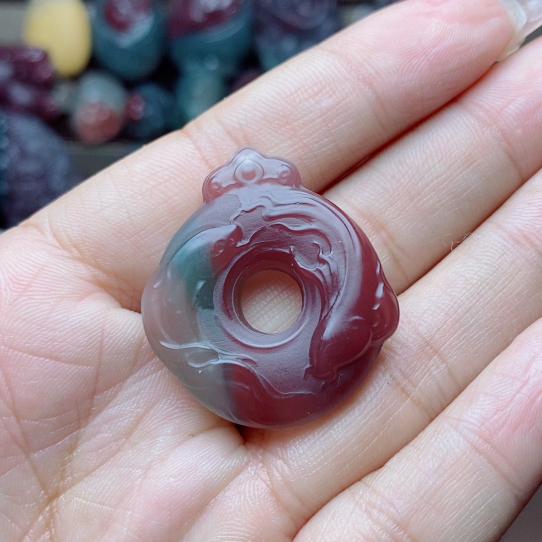 妮***霓石英石纯铜秦紫玉挂件