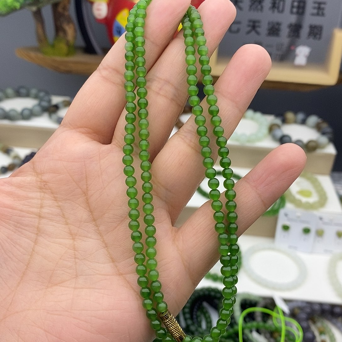 未镶嵌和田玉手链