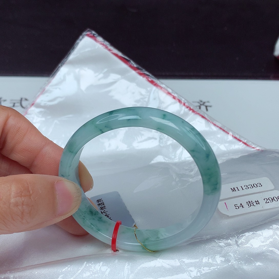 翡翠手镯未镶嵌54贵3303