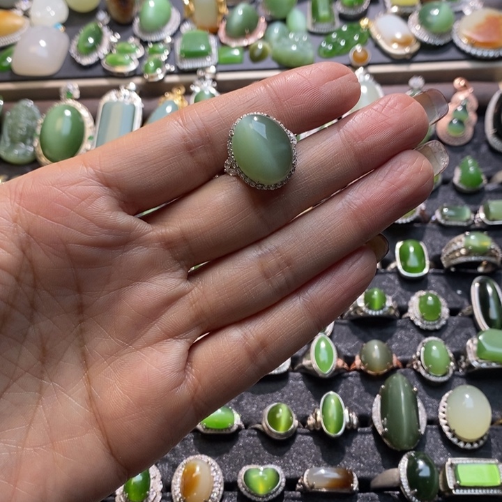 V***S和田玉银S925镶嵌挂件