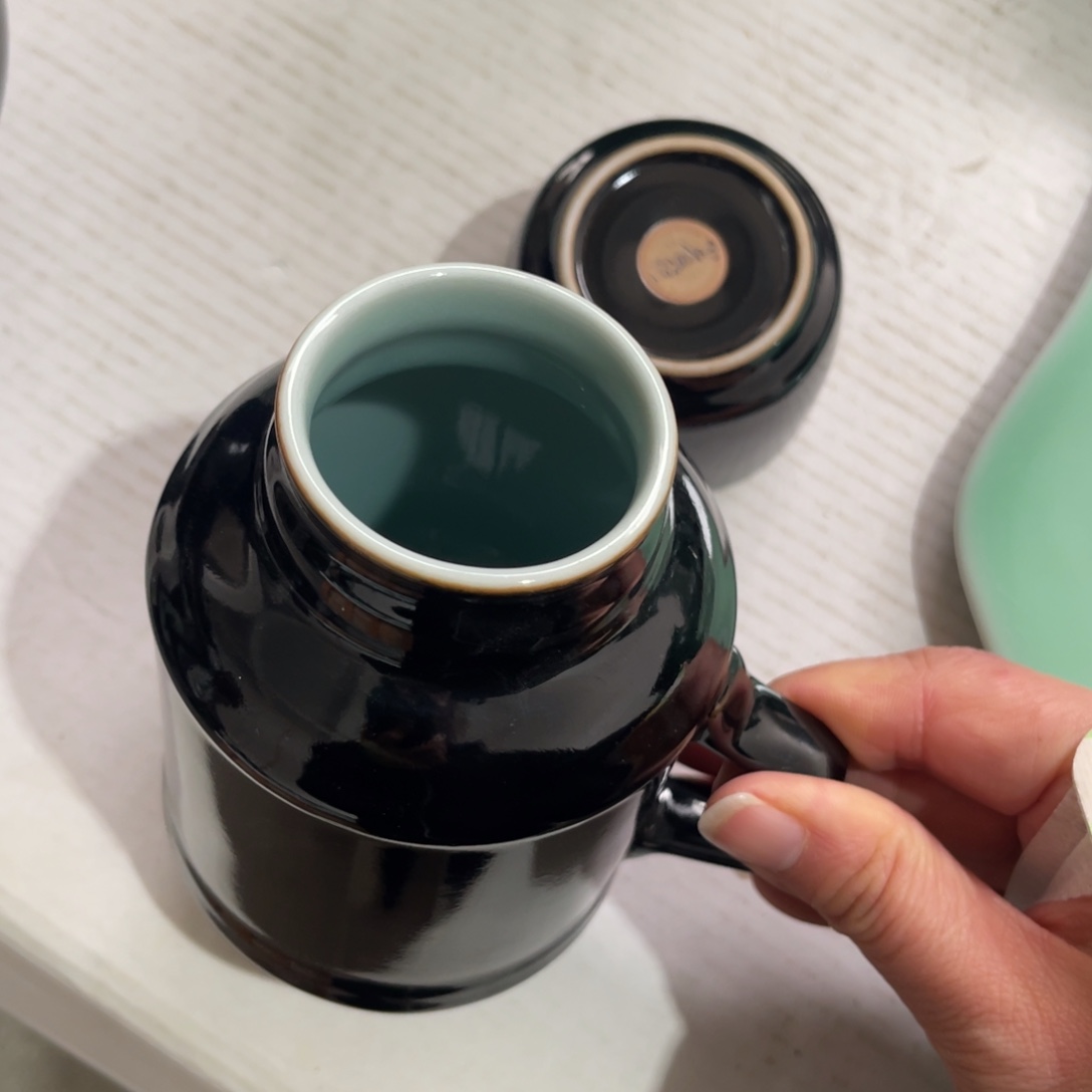 瓷片哈哈哈哈哈哈哈哈哈哈哈哈