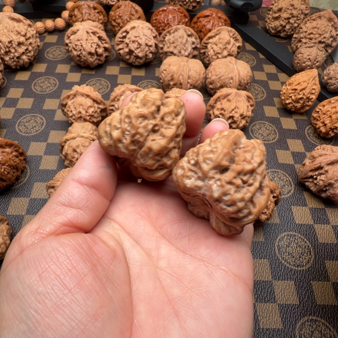 ****晚核桃蛤蟆头边38肚43