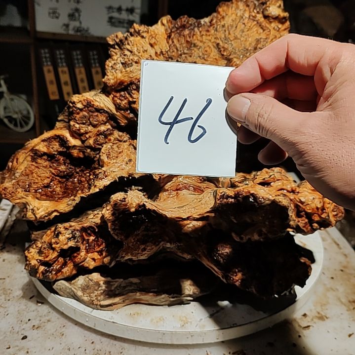 松木感***心北沉香琥珀木天然造型摆件46