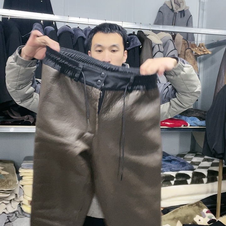 【闪购商品】羊皮毛一体一**梦