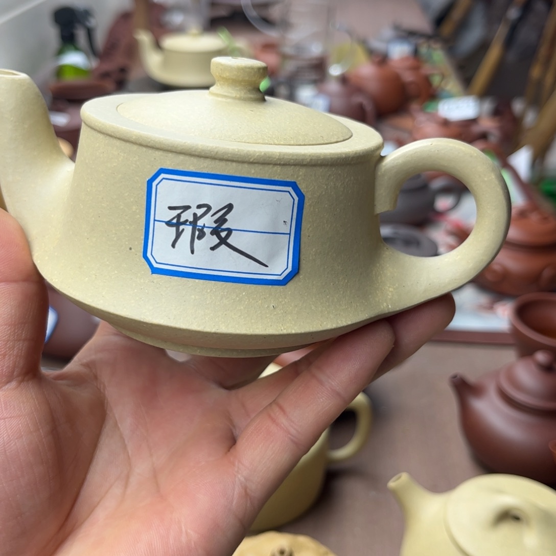 紫砂茶壶本绿一帆风顺240左右大瑕疵