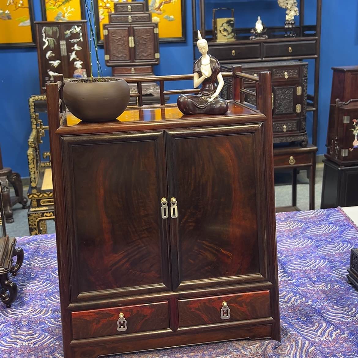 【闪购商品】红酸枝木类成套家具茶水柜