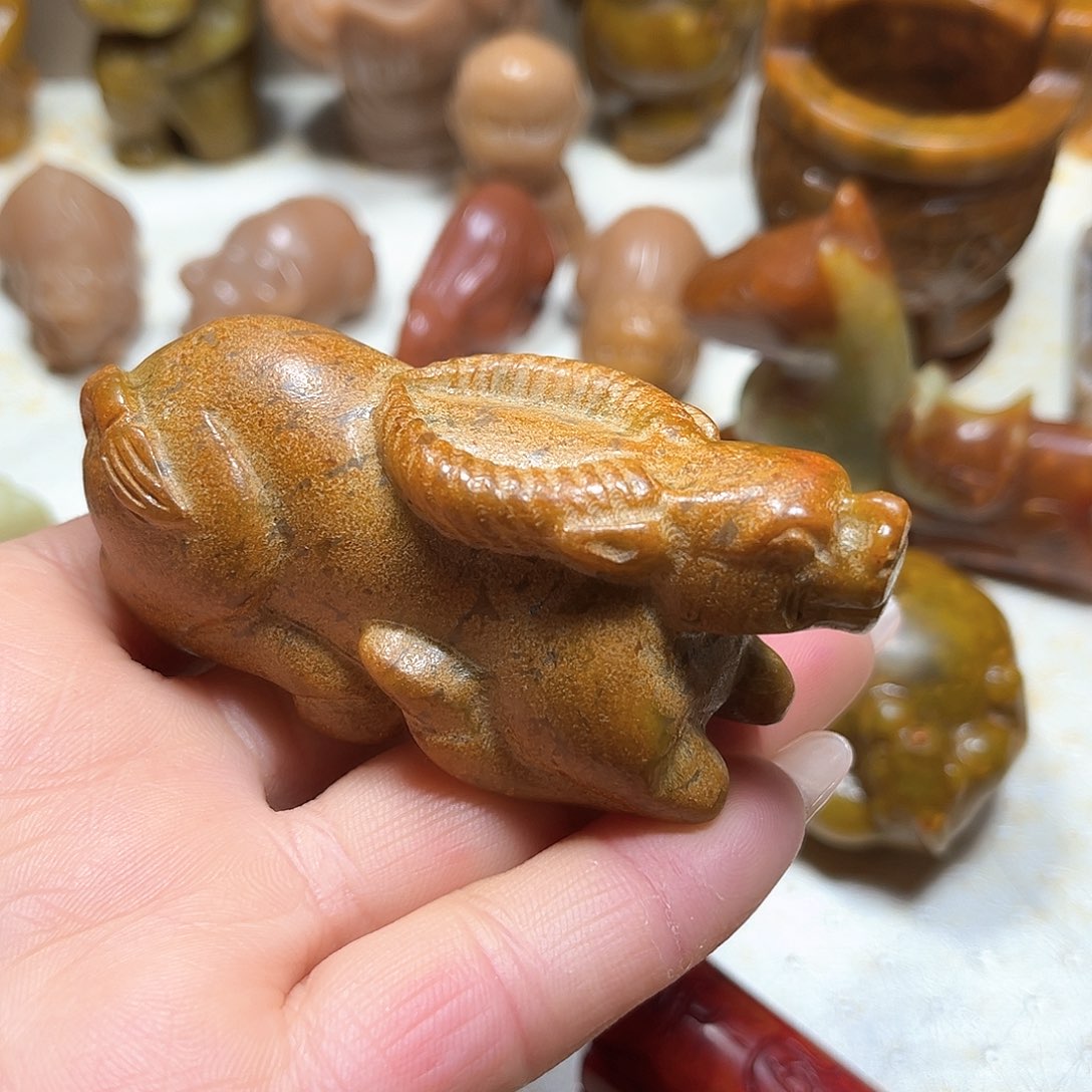 白玉菩提吊坠白玉菩提吊坠