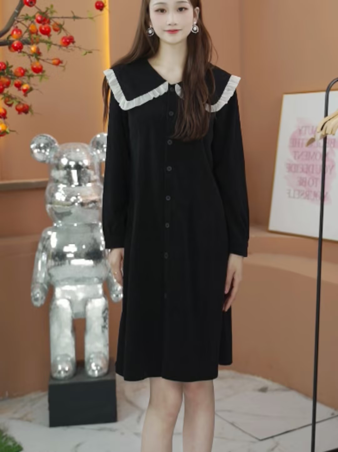 春季新款百搭宽松木耳边娃娃领连衣裙HM-226525