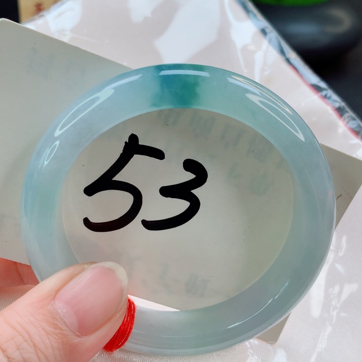 翡翠未镶嵌手镯正