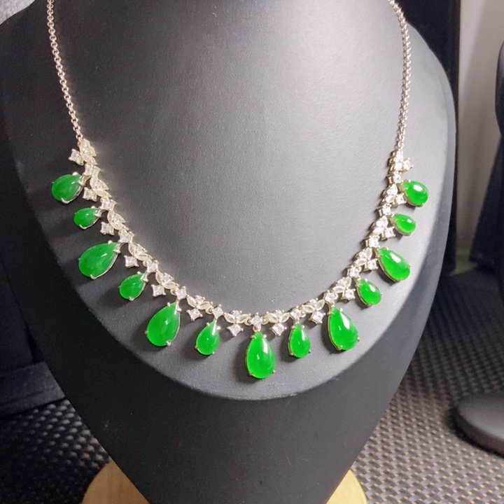 翡翠颈饰银S925镶嵌
