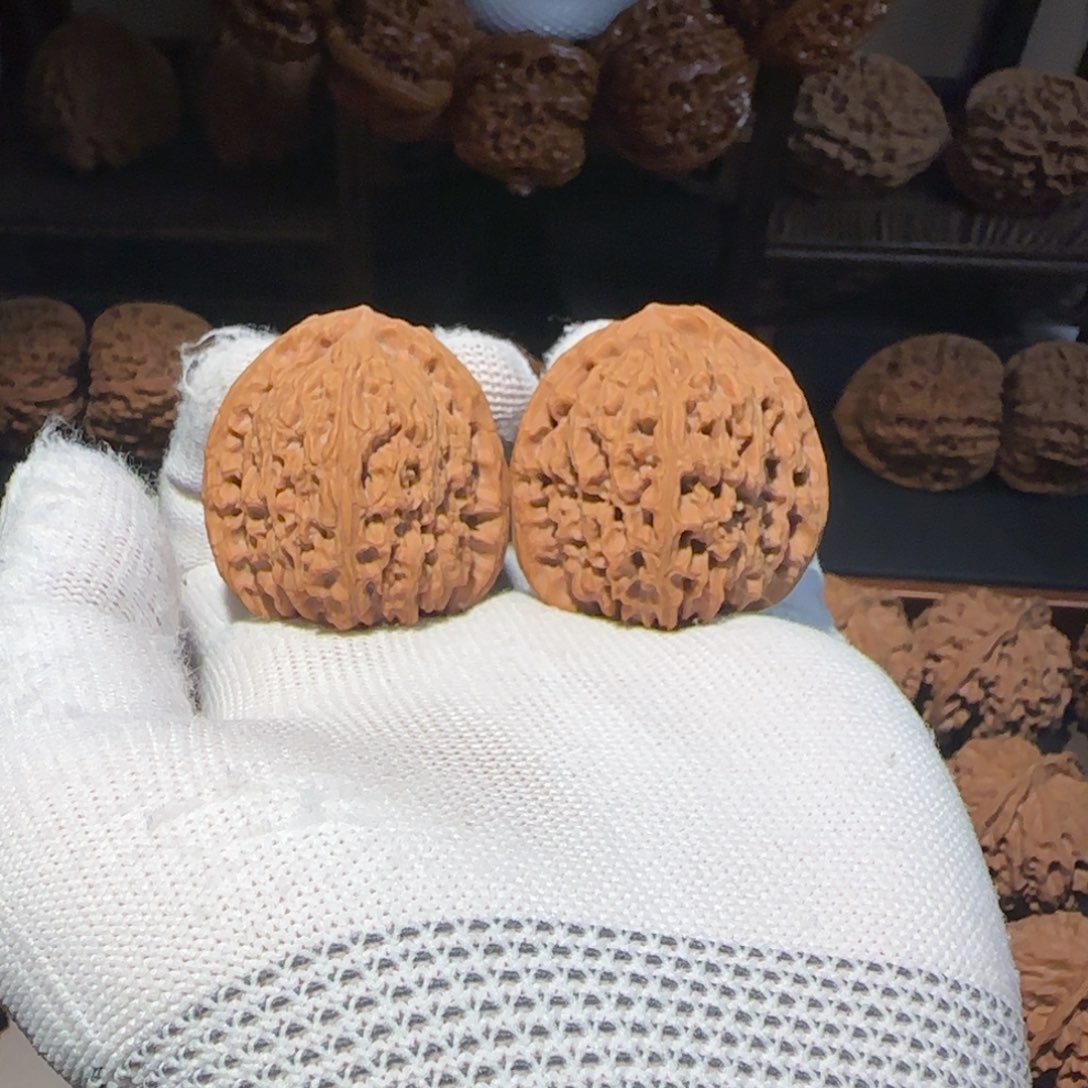 文玩核桃把件41尺全品南疆石