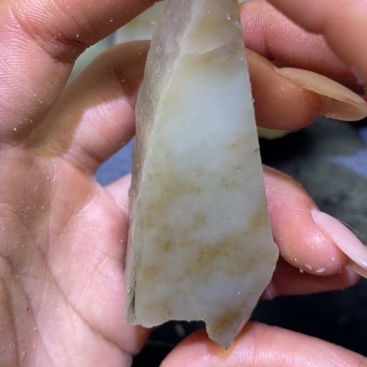 和田玉未镶嵌珠宝半成品