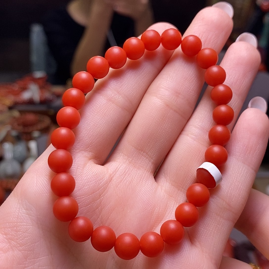 南红玛瑙手串未镶嵌7mm