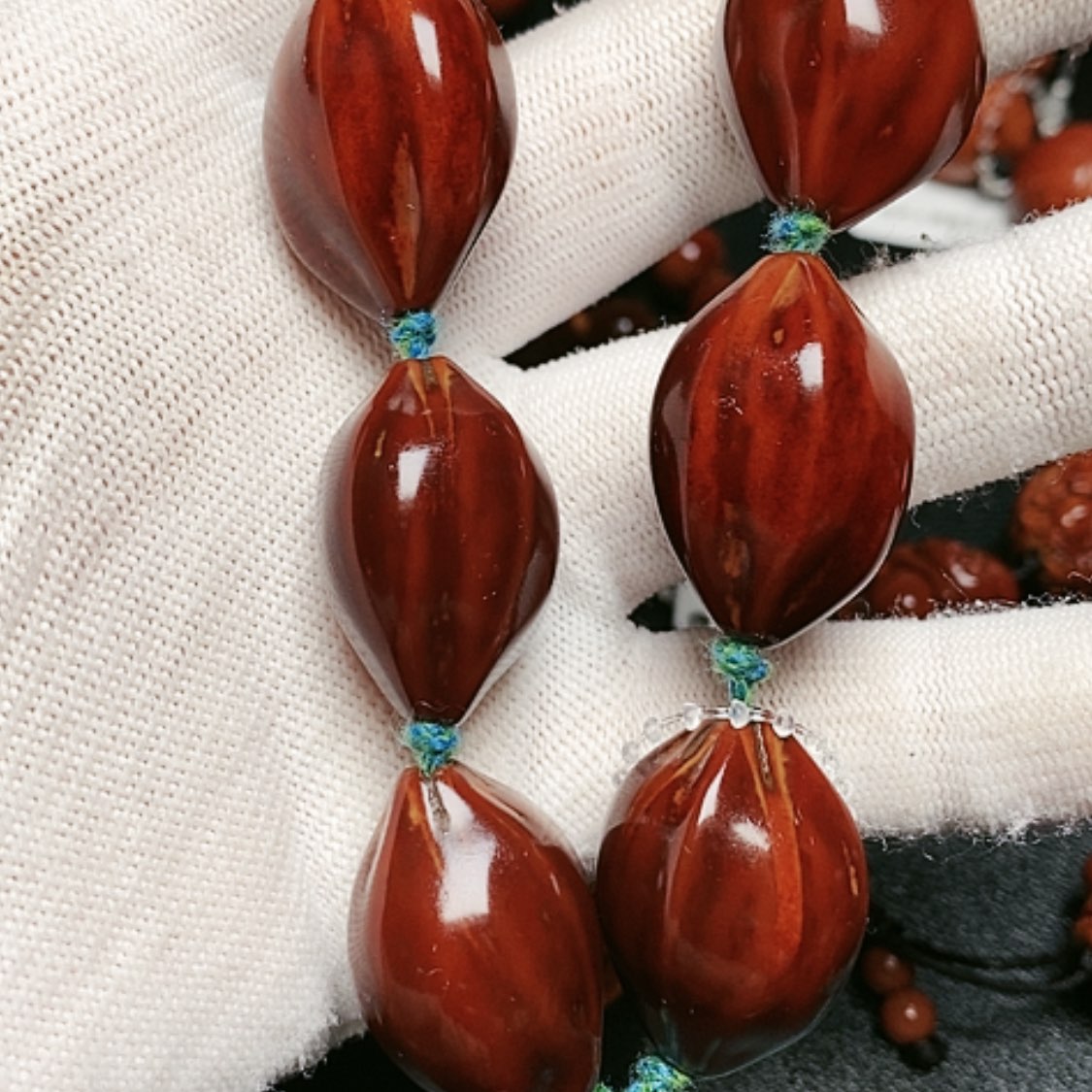 【闪购商品】橄榄核吊坠?***疯橄榄核