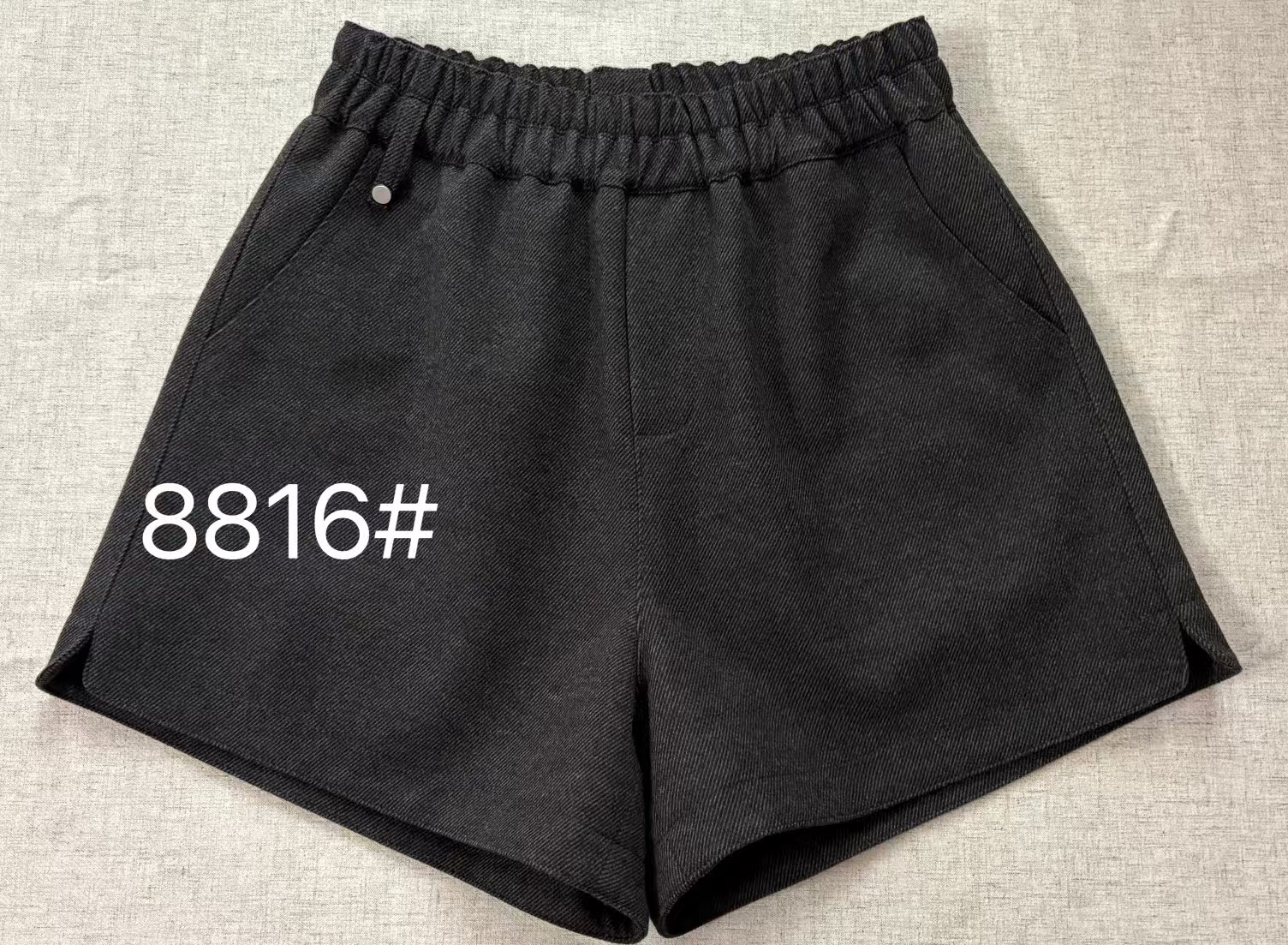 8816呢料QDD短裤