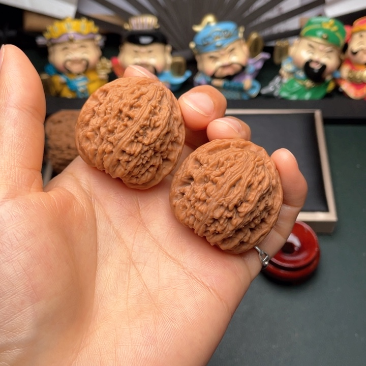 文玩核桃吊坠38尺拉丝窝头满肉球