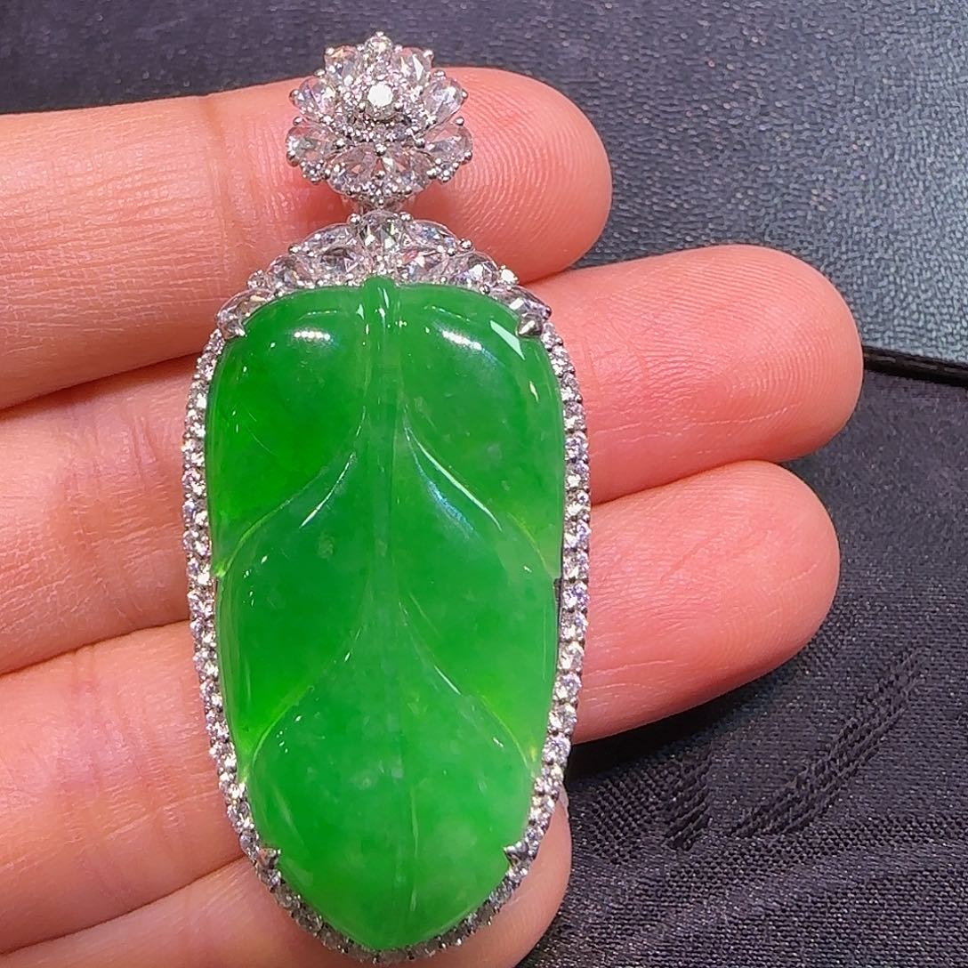 翡翠18K金镶嵌吊坠(不含链)