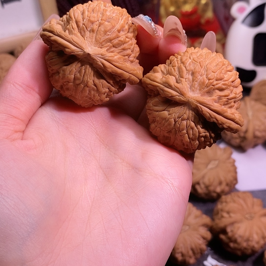 用***542维修白狮子核桃