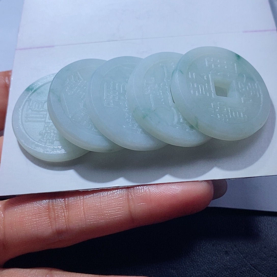 定制翡翠未镶嵌包编车挂绳