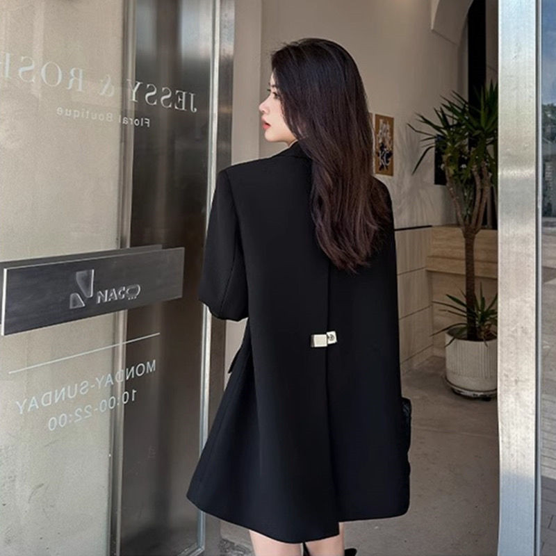 网红一粒扣卡扣小西装外套女宽松2025春秋韩版休闲中长款黑色西服
