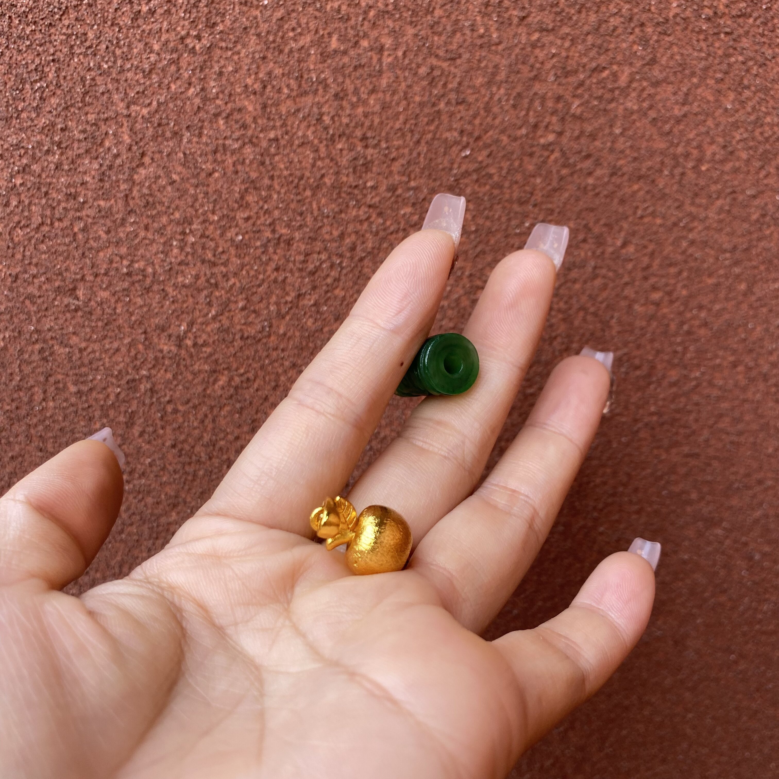 730-精工苹果吊坠