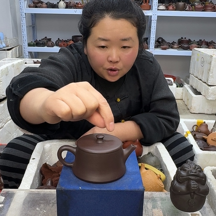 茶壶紫砂宜兴紫砂壶瑕疵处理