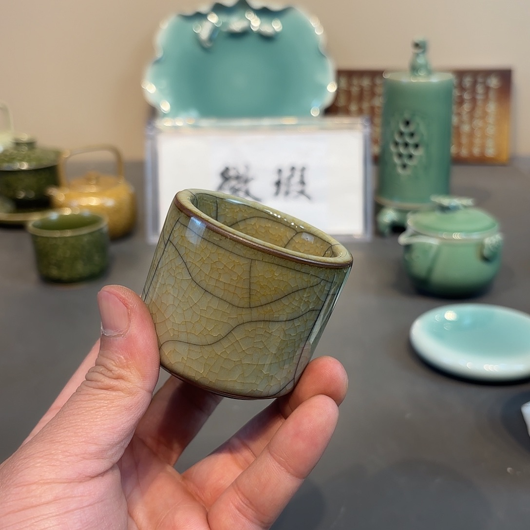 瓷片龙泉青瓷福利青瓷