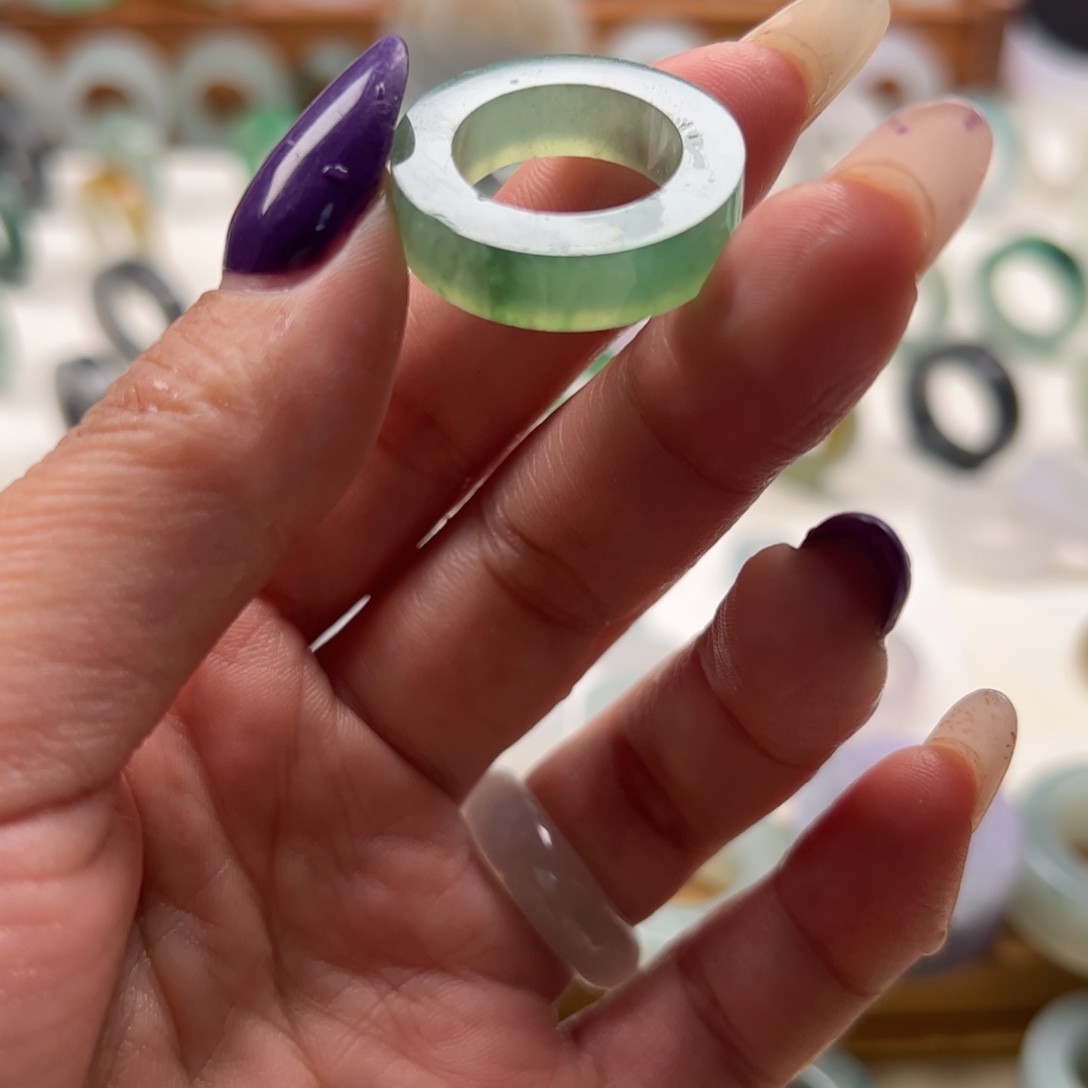 长***儿定制翡翠未镶嵌翡翠