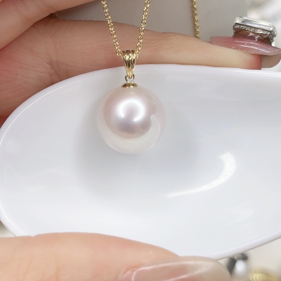 淡水珍珠颈饰18K金镶嵌