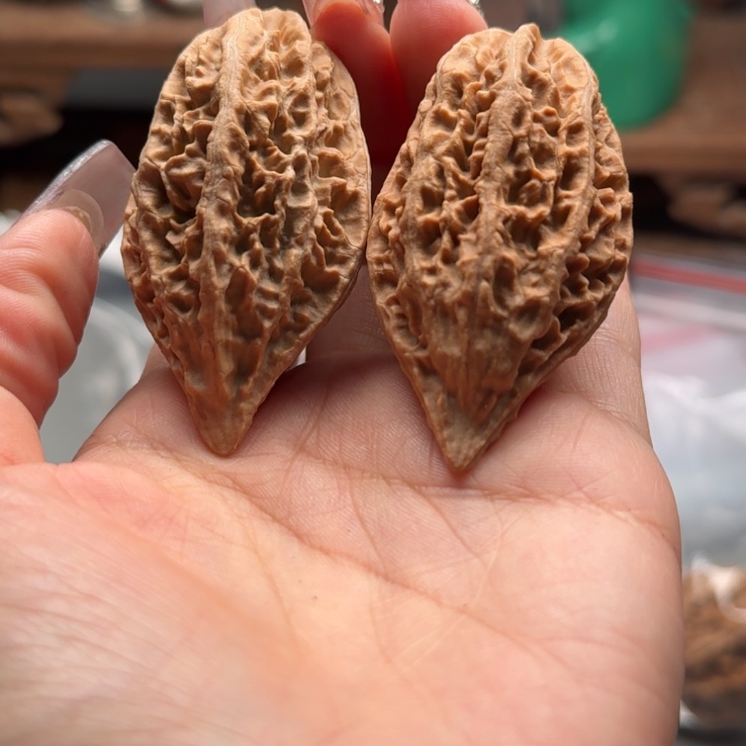 文玩核桃把件关东木子楸百核87花皮