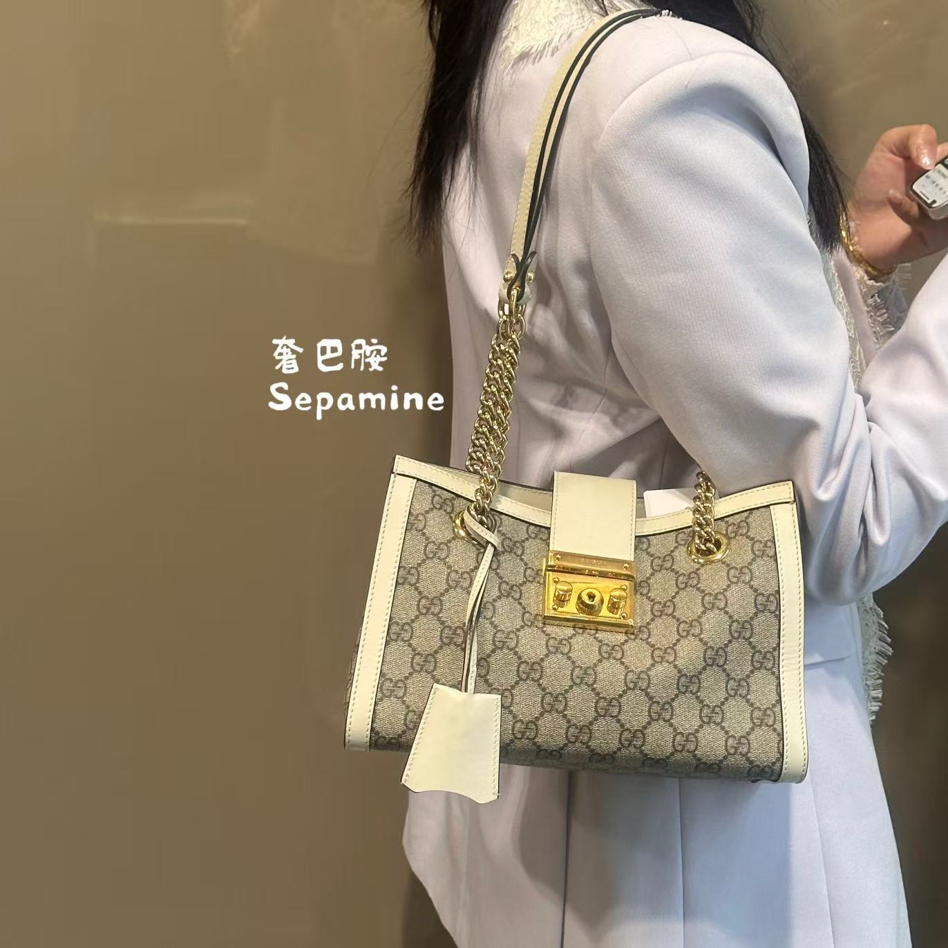 95新 GUCCI/古驰 /padlock/白色/小号/单肩斜挎链条包
