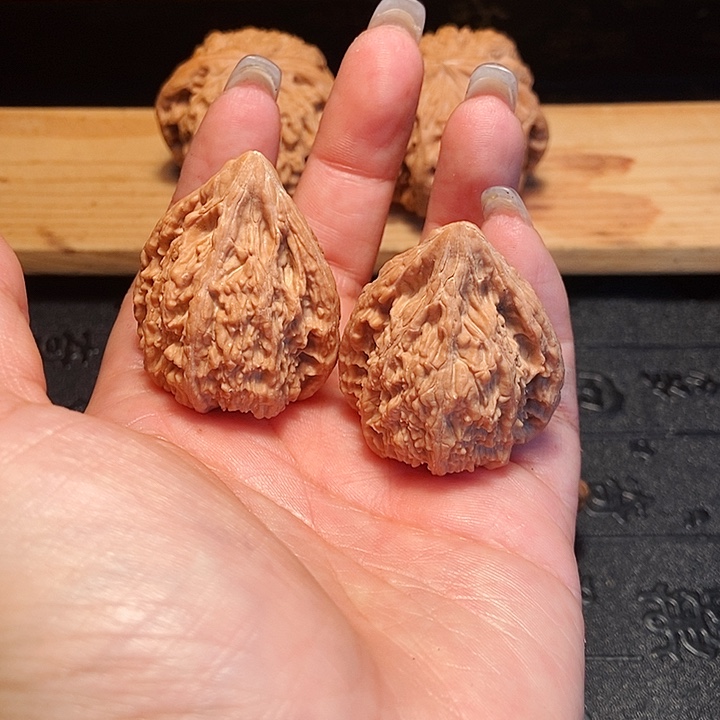 吊坠文玩核桃塔尖核桃